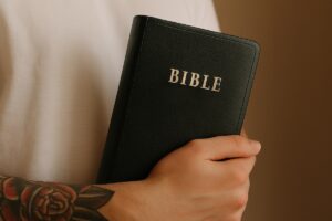 O que a Bíblia fala sobre tatuagem